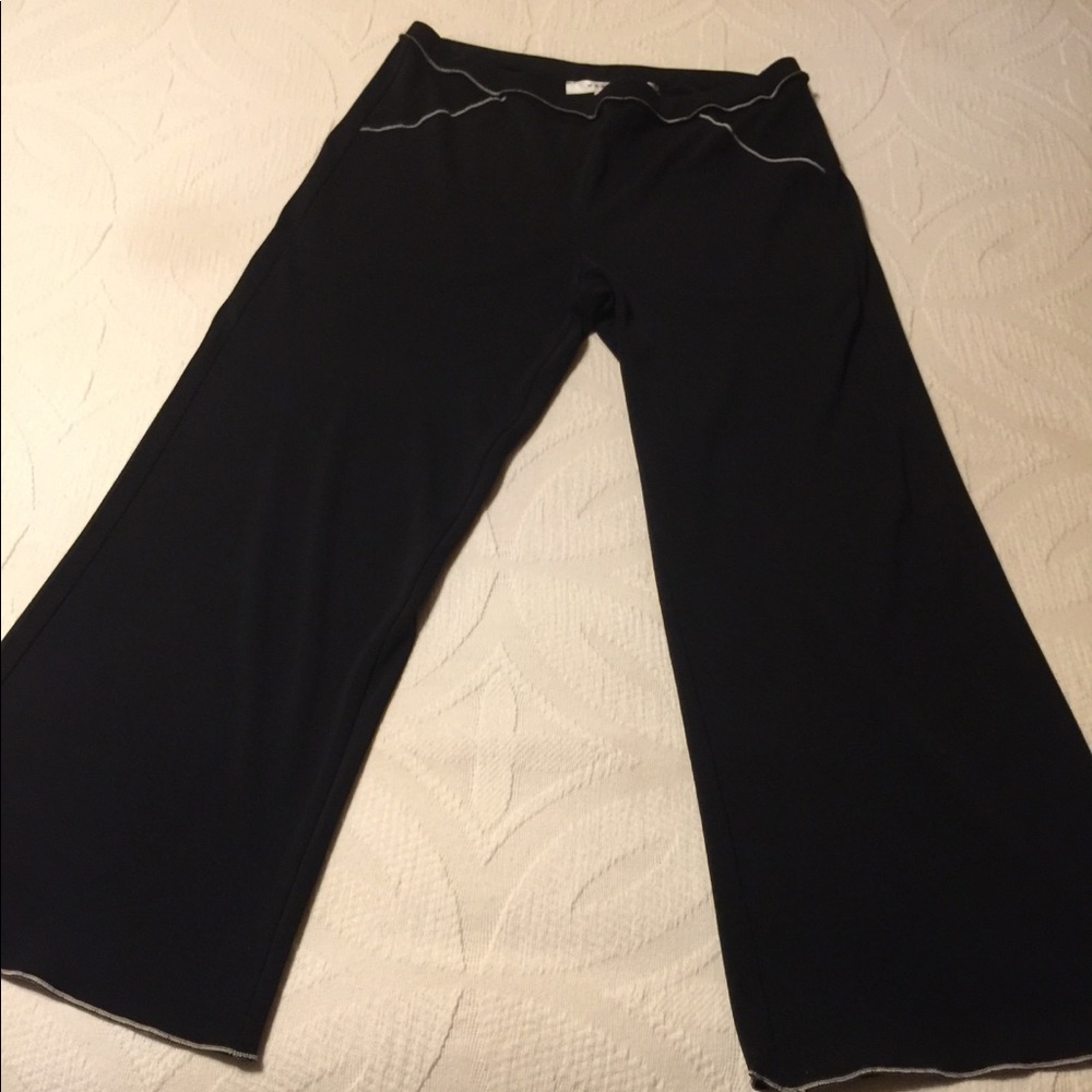 Max Studio Capris - Picture 4 of 6